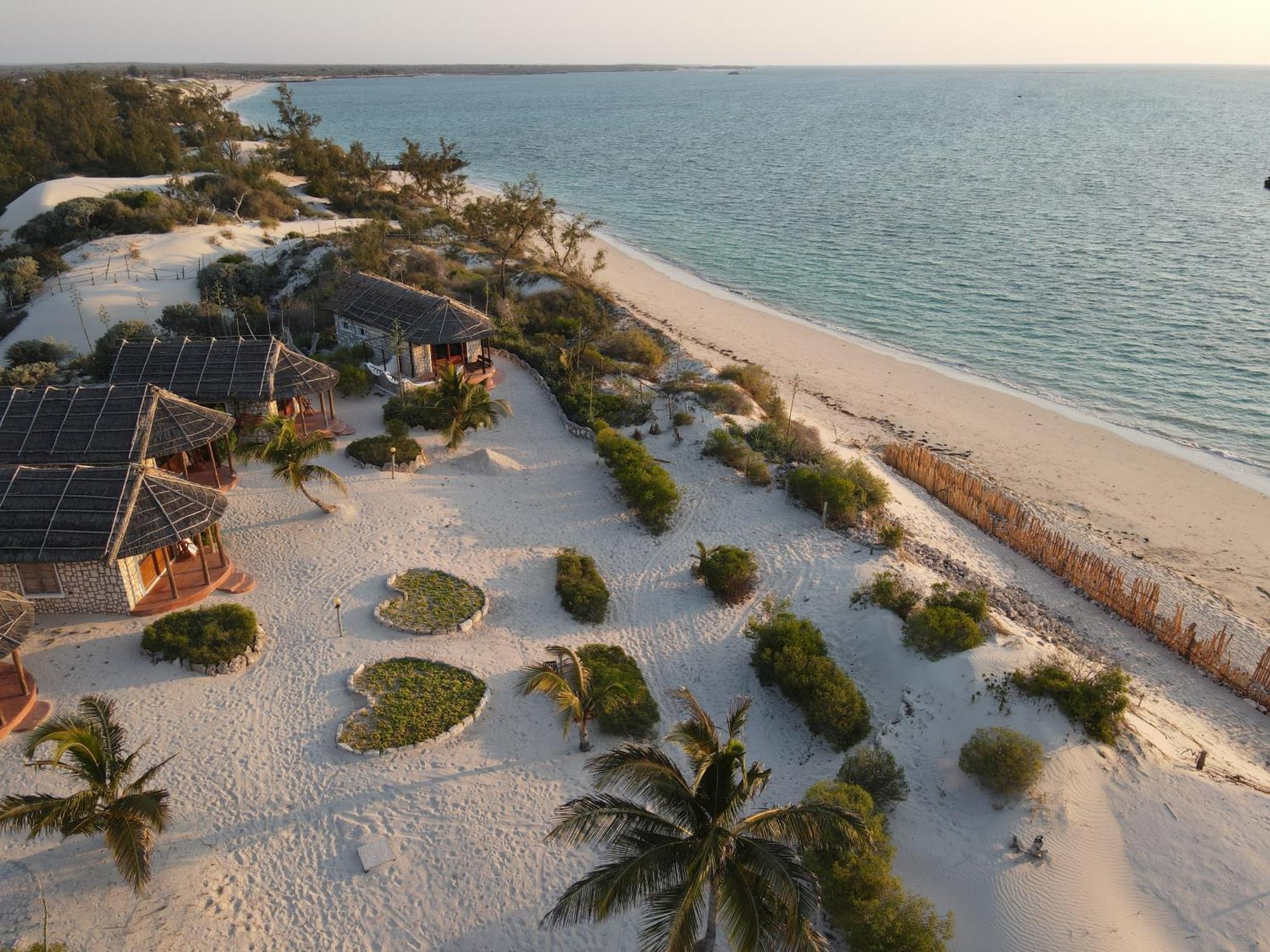 Laguna Blu - Resort Madagascar Andavadoaka Exteriör bild