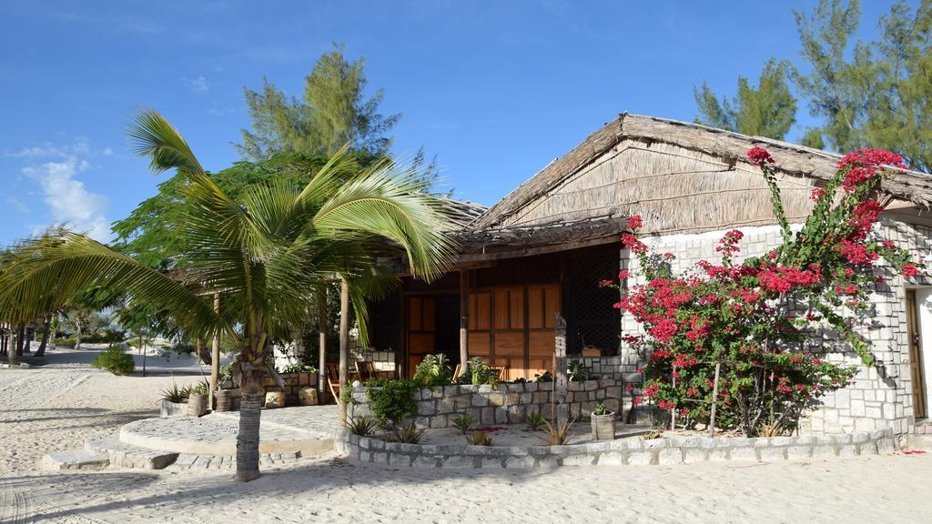 Laguna Blu - Resort Madagascar Andavadoaka Exteriör bild
